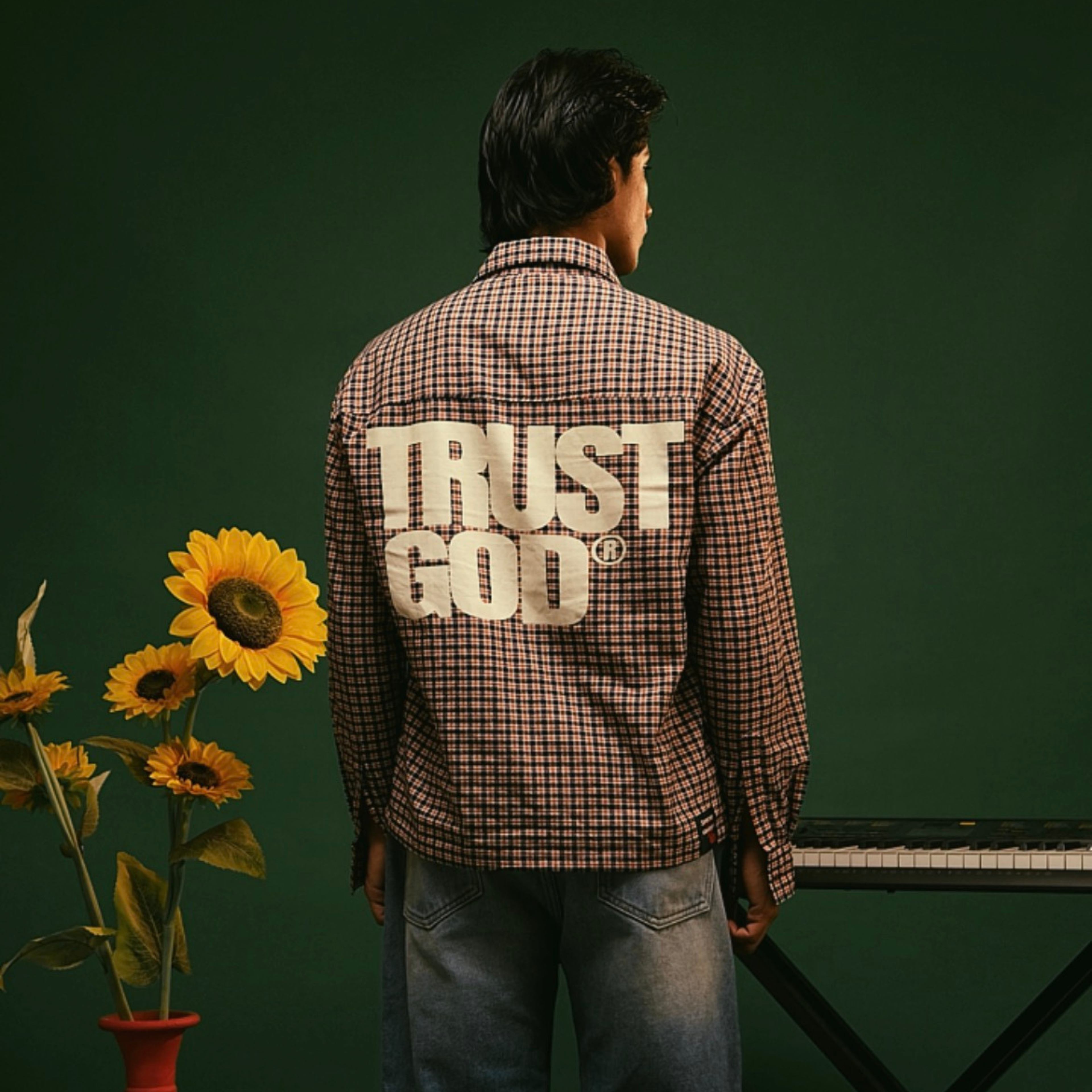 TrustWho?